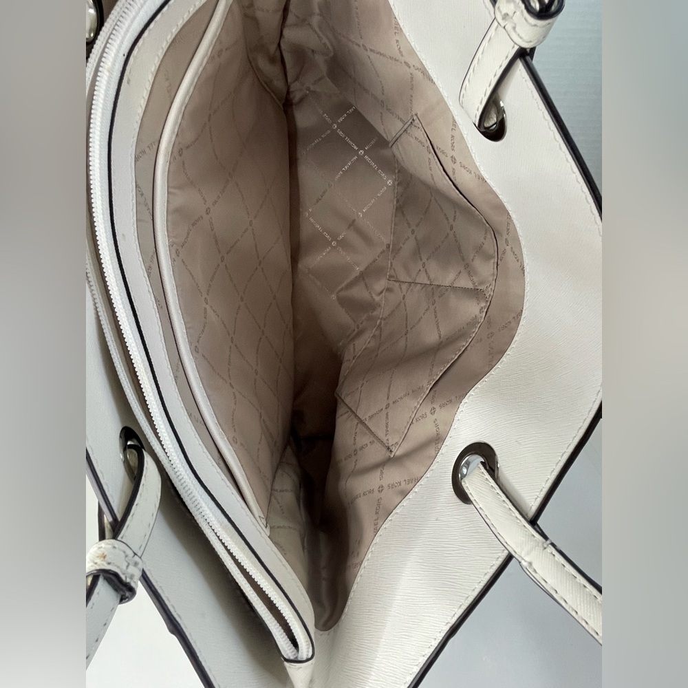 Michael Kors Taupe and Cream Shoulder Bag - Picture 10 of 16